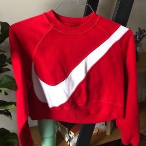 nike swoosh cropped crewneck